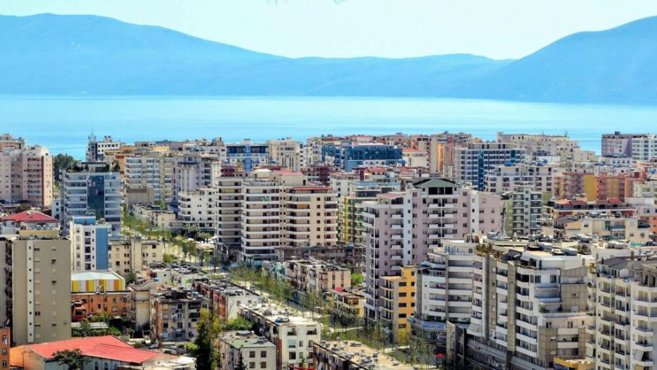 Vlora mban rekordin me 65 për qind të banesave në pallate bosh, Durrësi 58 për qind